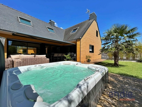 Image d'un maison 8 pièces 251 m² à 668000€ à quimper (29000)