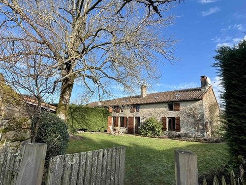 Image d'un maison 4 pièces 185 m² à 195000€ à darnac (87320)