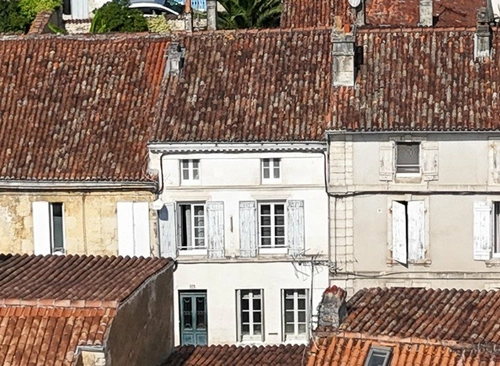 Image d'un maison 8 pièces 175 m² à 245000€ à saint-jean-d'angély (17400)