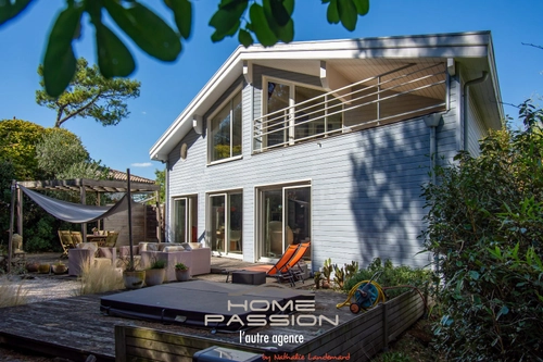 Image d'un maison 7 pièces 224 m² à 995000€ à saint-georges-de-didonne (17110)