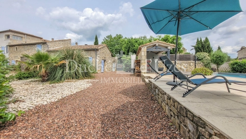 Image d'un maison 12 pièces 280 m² à 782000€ à uzès (30700)
