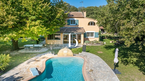 Image d'un maison 5 pièces 177 m² à 695000€ à uzès (30700)