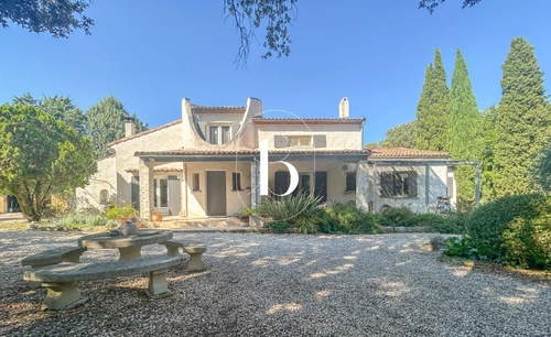 Image d'un maison 8 pièces 188 m² à 639000€ à uzès (30700)