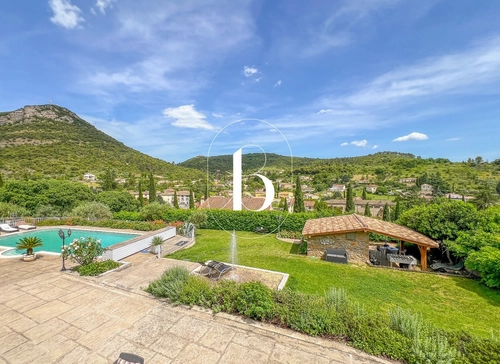 Image d'un maison 10 pièces 273 m² à 680000€ à barjac (09190)
