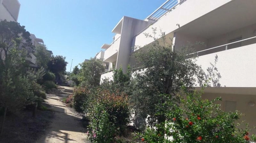 Image d'un appartement 1 pièce 24 m² à 360€ à boujan-sur-libron (34760)