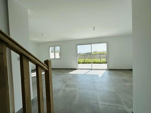 Image d'un maison 4 pièces 85 m² à 1225€ à sérignan (34410)