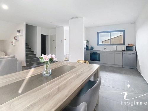 Image d'un maison meublée 4 pièces 104 m² à 1740€ à saint-georges-d'orques (34680)