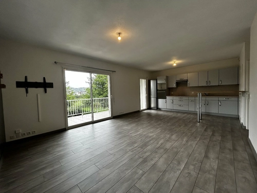 Image d'un appartement 3 pièces 72 m² à 850€ à lons (64140)