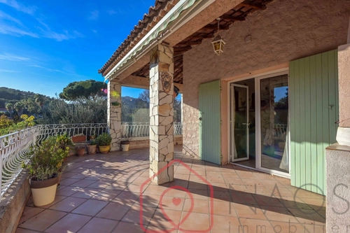 Image d'un appartement 6 pièces 150 m² à 352000€ à la seyne-sur-mer (83500)