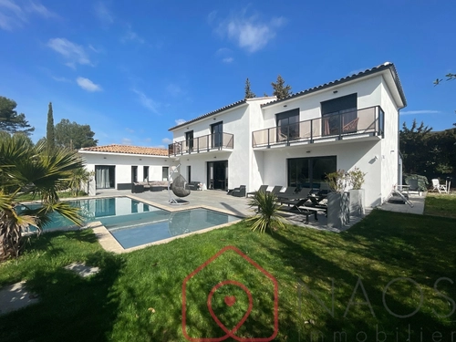 Image d'un maison 8 pièces 318 m² à 1480000€ à le beausset (83330)