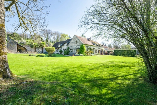 Image d'un maison 10 pièces 335 m² à 1280000€ à fontainebleau (77300)