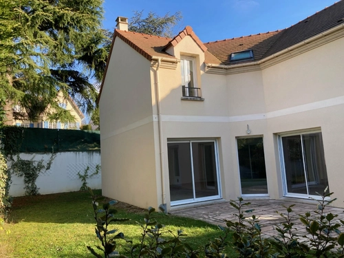 Image d'un maison 6 pièces 166 m² à 865000€ à l'étang-la-ville (78620)