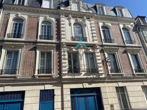 Image d'un appartement 4 pièces 117 m² à 1075000€ à saint-germain-en-laye (78100)