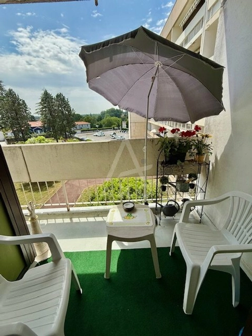 Image d'un appartement 3 pièces 79 m² à 96300€ à angoulême (16000)