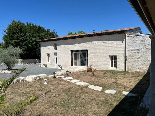 Image d'un maison 6 pièces 220 m² à 302000€ à gond-pontouvre (16160)