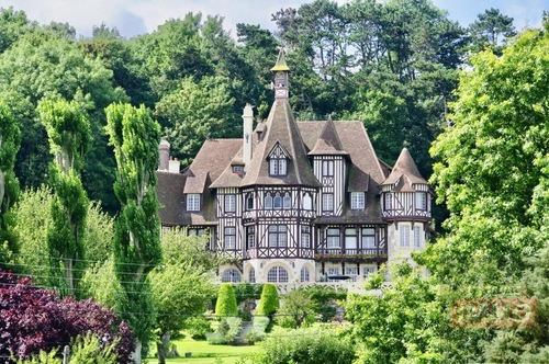 Image d'un maison 31 pièces 1 400 m² à 3990000€ à trouville-sur-mer (14360)