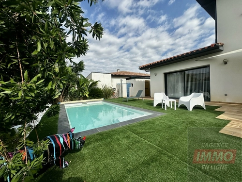 Image d'un maison 6 pièces 135 m² à 489000€ à villeneuve-de-la-raho (66180)