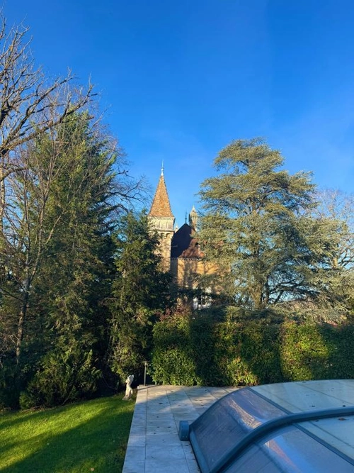 Image d'un maison 12 pièces 490 m² à 1190000€ à bourg-en-bresse (01000)