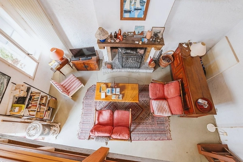 Image d'un maison 8 pièces 218 m² à 99300€ à bellenaves (03330)