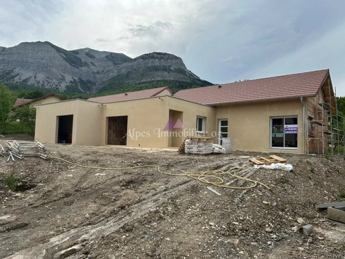 Image d'un maison 4 pièces 89 m² à 226600€ à la fare-en-champsaur (05500)