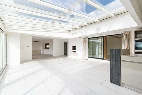 Image d'un appartement 5 pièces 213 m² à 1680000€ à nice (06000)