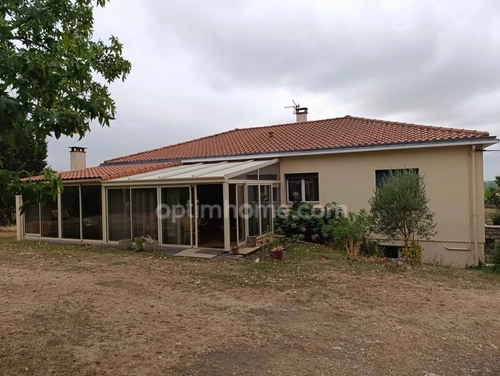 Image d'un maison 7 pièces 153 m² à 312000€ à fontenay-le-comte (85200)