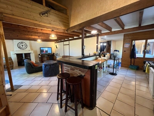 Image d'un maison 5 pièces 177 m² à 165000€ à pellegrue (33790)