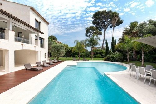 Image d'un maison 10 pièces 343 m² à 2175000€ à antibes (06600)