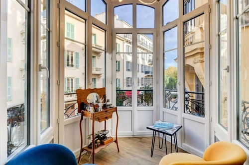 Image d'un appartement 2 pièces 50 m² à 400000€ à nice (06000)