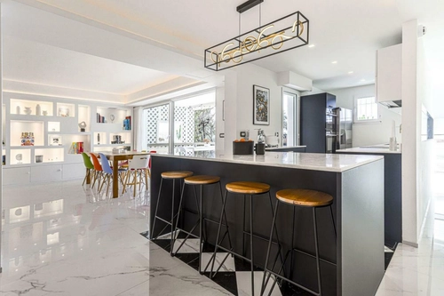 Image d'un appartement 5 pièces 133 m² à 1450000€ à villefranche-sur-mer (06230)