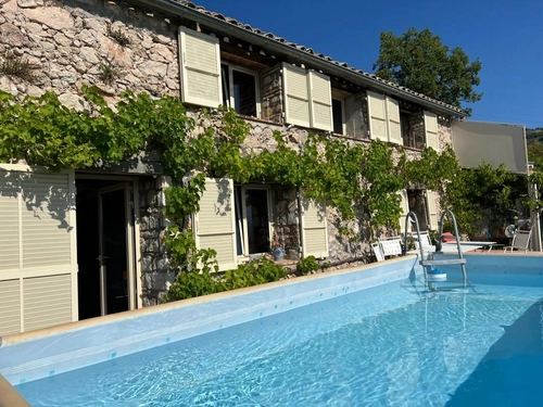 Image d'un maison 4 pièces 110 m² à 370000€ à bézaudun-les-alpes (06510)