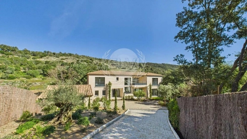 Image d'un maison 5 pièces 250 m² à 1590000€ à le plan-de-la-tour (83120)