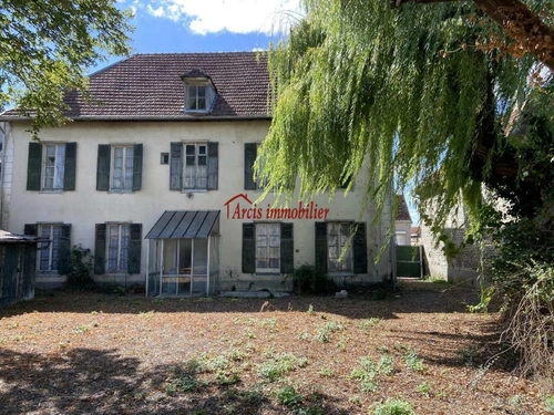Image d'un maison 9 pièces 240 m² à 225000€ à arcis-sur-aube (10700)