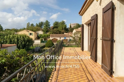 Image d'un maison 4 pièces 152 m² à 441000€ à aubagne (13400)