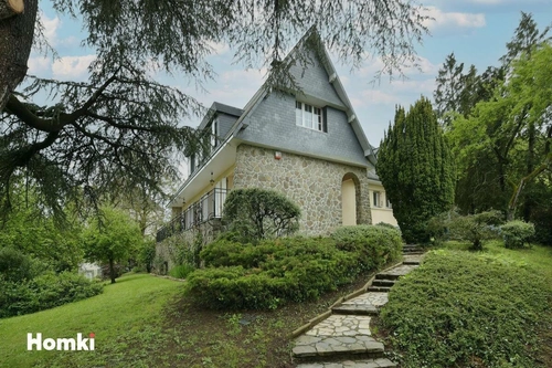 Image d'un maison 9 pièces 257 m² à 434900€ à mayenne (53100)
