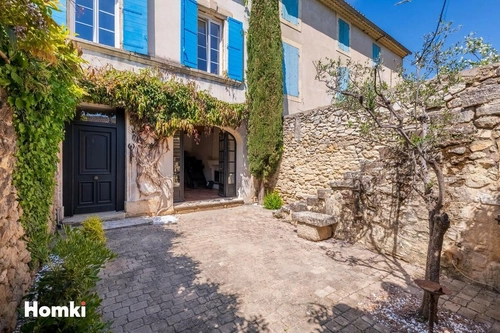 Image d'un maison 7 pièces 180 m² à 420000€ à alleins (13980)