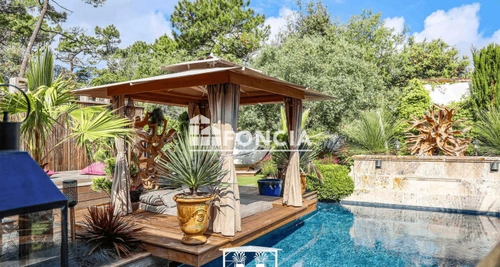 Image d'un maison 18 pièces 365 m² à 4725000€ à la couarde-sur-mer (17670)