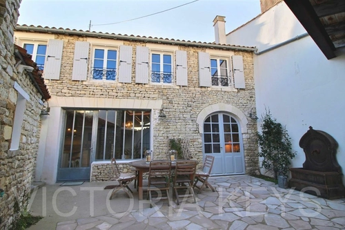 Image d'un maison 3 pièces 85 m² à 945000€ à la flotte (17630)
