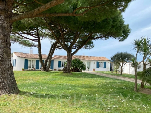 Image d'un maison 6 pièces 156 m² à 1417000€ à ars-en-ré (17590)