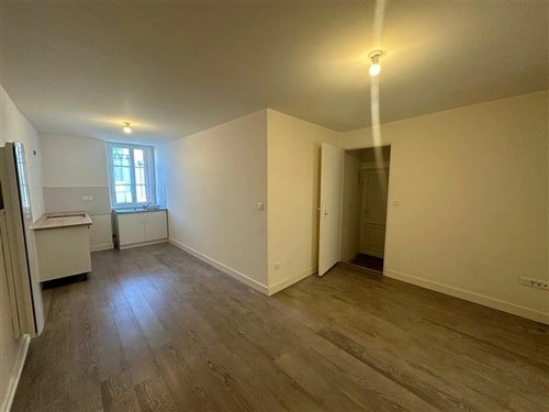 Image d'un appartement 2 pièces 46 m² à 490€ à tulle (19000)
