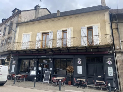 Image d'un appartement 9 pièces 178 m² à 199900€ à beaulieu-sur-dordogne (19120)