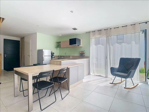 Image d'un maison meublée 4 pièces 88 m² à 1700€ à saint-pierre-en-faucigny (74800)