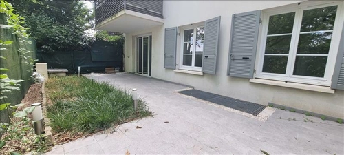 Image d'un appartement 3 pièces 56 m² à 1240€ à saint-pierre-du-perray (91280)