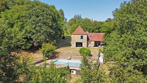 Image d'un maison 4 pièces 220 m² à 441000€ à le bugue (24260)