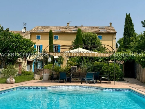 Image d'un maison 10 pièces 2 m² à 728000€ à saint-paul-trois-châteaux (26130)