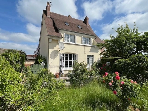 Image d'un maison 5 pièces 92 m² à 262500€ à bû (28410)