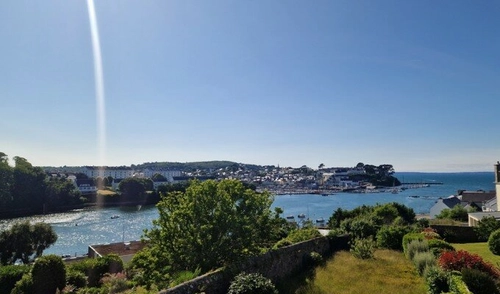 Image d'un maison 6 pièces 183 m² à 646600€ à douarnenez (29100)