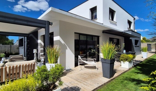 Image d'un maison 5 pièces 181 m² à 870000€ à quimper (29000)
