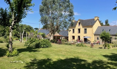 Image d'un maison 10 pièces 163 m² à 636000€ à douarnenez (29100)