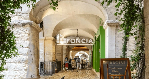 Image d'un appartement 3 pièces 56 m² à 220000€ à uzès (30700)